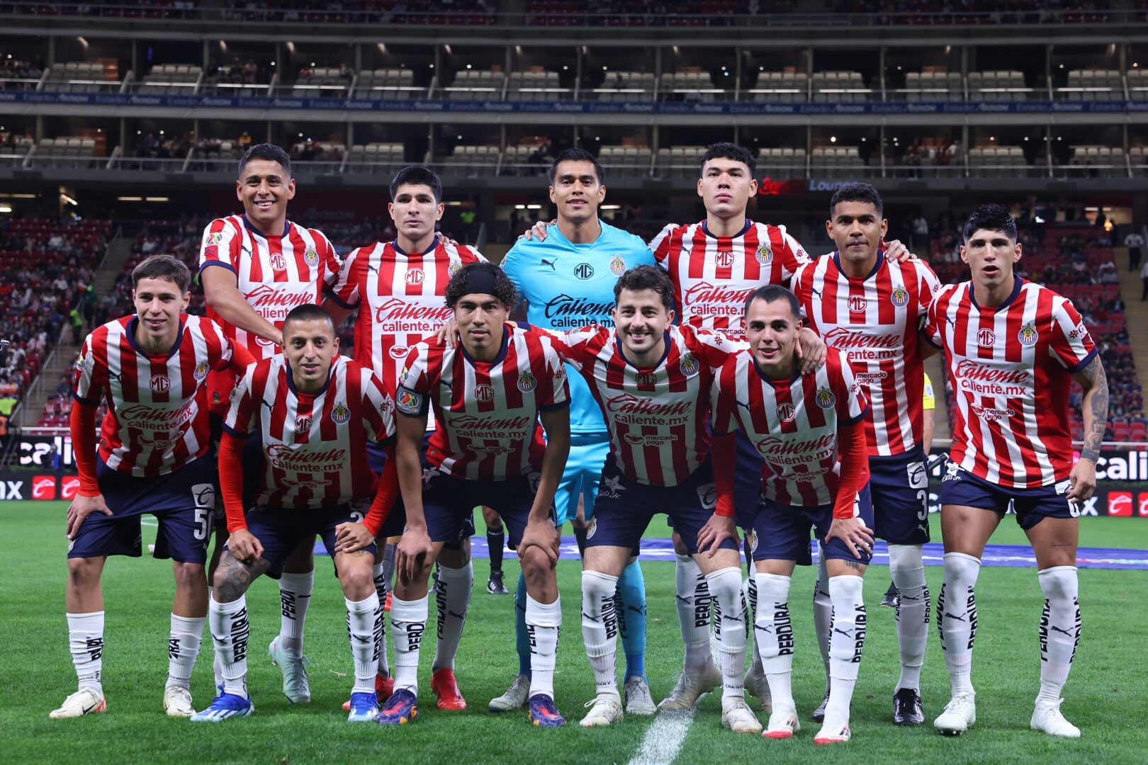 CHIVAS GANA EN EL REGRESO DE PULIDO CONTRA XOLOS